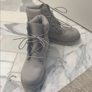 Light grey timberlands